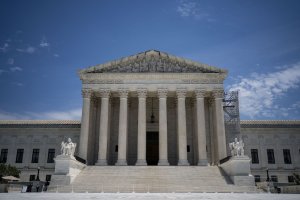 Supreme Court hears case over Hawaii's 'vampire rule' gun law