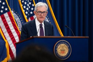 Trump names Kevin Warsh as new Fed chair nominee