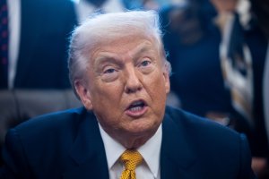 Trump proposes healthcare plan; focuses on past pharmaceutical deals