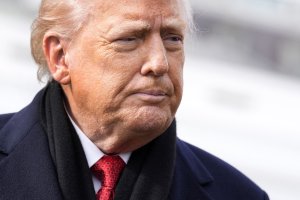 Trump threatens 200% tariff on French wine in 'Board of Peace' push