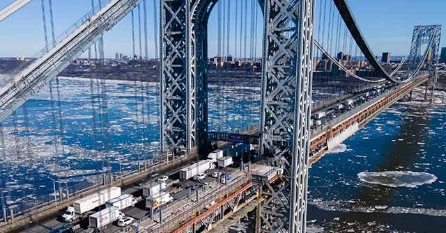 VIDEO: New York City Endures Numbing Temperatures Worse than Antarctica