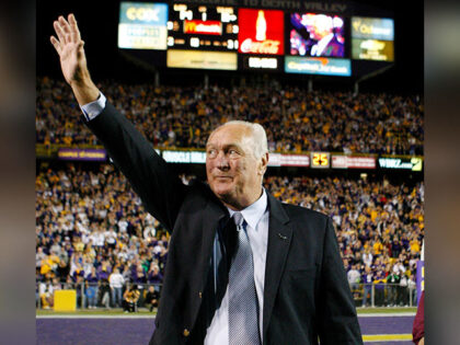 Title: Tulane LSU Football Image ID: 091031035800 Article: Former LSU running back and Hei