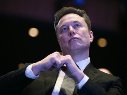 Elon Musk looks annoyed at xAI defections