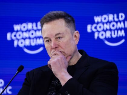 Elon Musk’s Tesla Avoids Disaster in California DMV Squabble