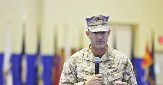 SOUTHCOM Commander Makes Surprise Visit to Venezuela