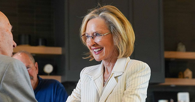 Republican Karrin Taylor Robson Ends Campaign for Arizona Governor