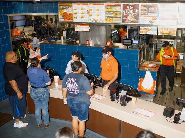 Texas Whataburger Manager Beats Back Alleged Attacker with Trash Can (FILE: Getty Images)