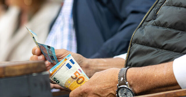 Strong Majority of Germans Say Massive Welfare Spending ‘No Longer Financially Sustainable’