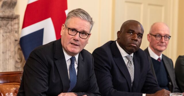 Cabinet Rallies Around Starmer as Scottish Labour Leader Calls for Resignation