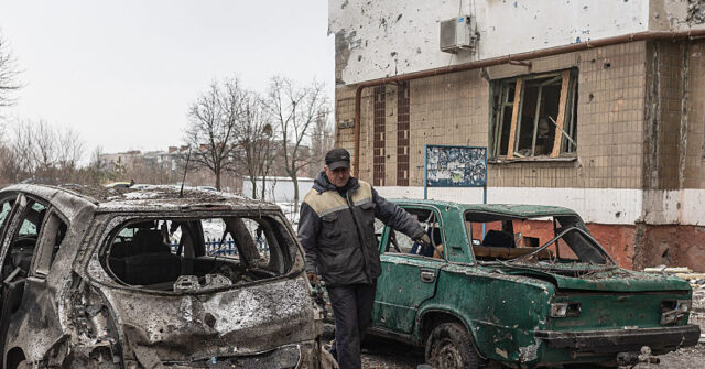 Ukraine Claims Russia is 'Hesitating' Over Next Round of Peace Talks