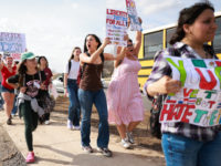 VIDEO — Ohio: Student Mob Damages Kroger Store During Anti-ICE Walkout