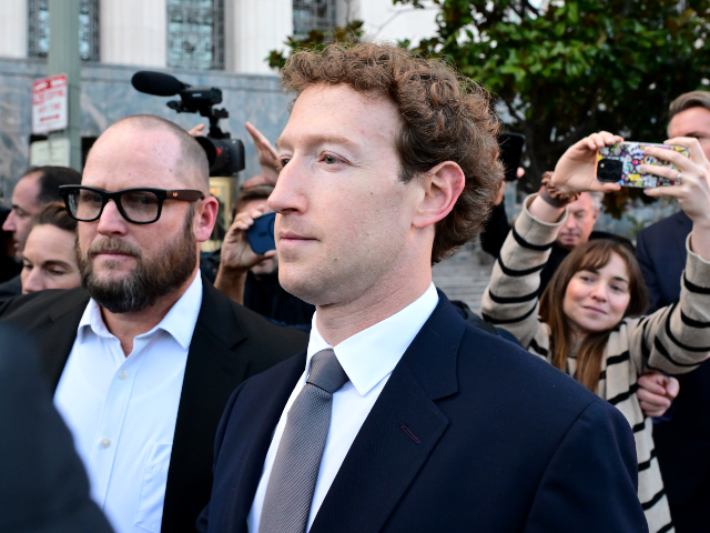 LOS ANGELES, CALIFORNIA - FEBRUARY 18: Meta CEO Mark Zuckerberg leaves the Los Angeles Sup
