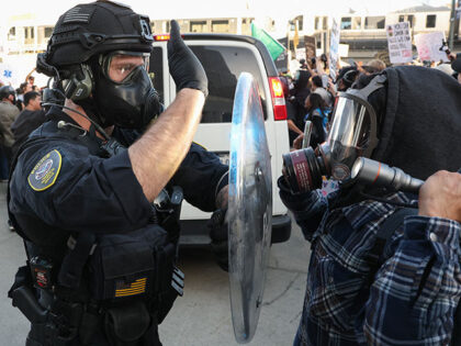 A US Department of Homeland Security (DHS) Federal Protective Service (FPS) officer wears