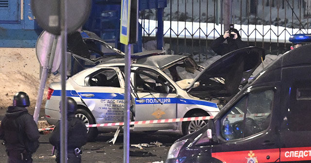 Unidentified Bomber Kills Himself and Moscow Police Officer