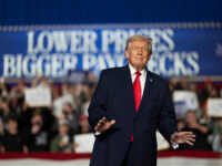 Poll: Majority of Americans Unhappy with Trump Handling of Economy