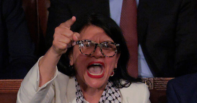 
                            Rashida Tlaib Chants ‘KKK’ as GOP Lawmakers Cheer ‘USA’ at SOTU