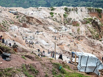VIDEO: Rebels Say 200 Die in Congo Mine Collapse amid Unsafe Conditions