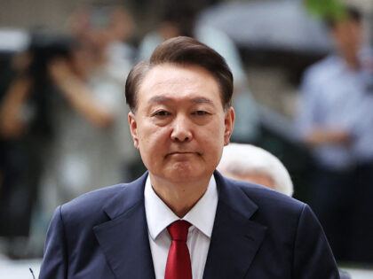 Former South Korean President Yoon Suk-yeol Sentenced to Life in Prison for Martial Law Disaster