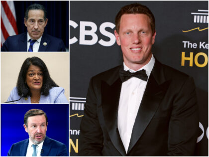 WASHINGTON, DC - NOVEMBER 19: House Oversight Committee Ranking Member Rep. Jamie Raskin (