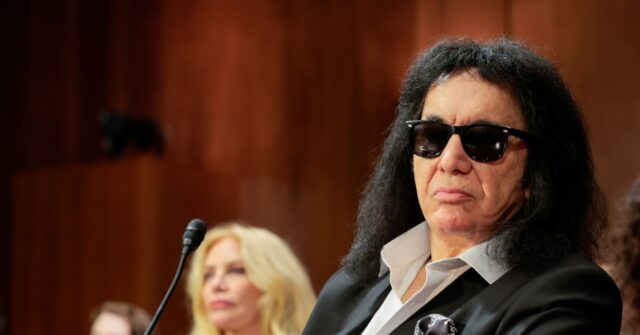 Gene Simmons Rips Rock & Roll Hall of Fame for Inducting Rappers: ‘I Don’t Come From the Ghetto’
