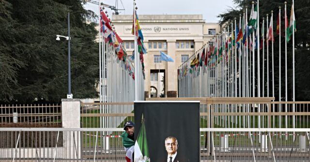 U.S. and Iran Kick Off Nuclear Talks in Geneva amid Fears of Military Conflict