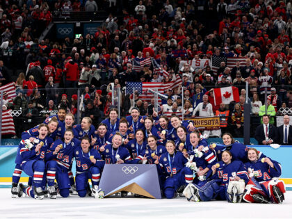 Gold medalists players of the United States pose during the awarding ceremony after the ic