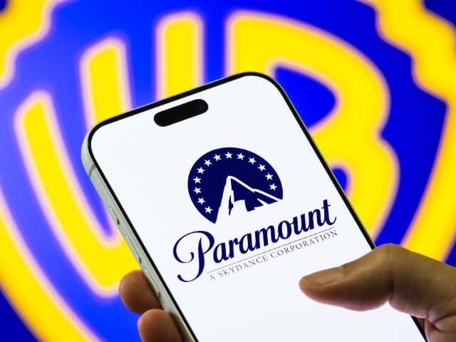 CHONGQING, CHINA – DECEMBER 6: In this photo illustration, a smartphone displays the Par