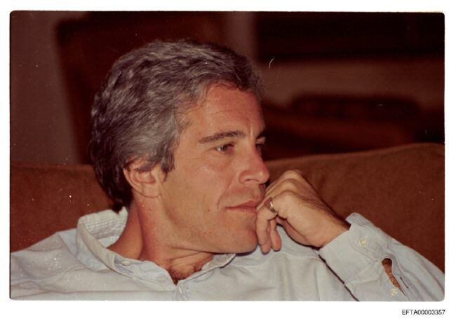 Jeffrey Epstein and Les Wexner met in the 1980s, and Epstein took over the tycoon's i