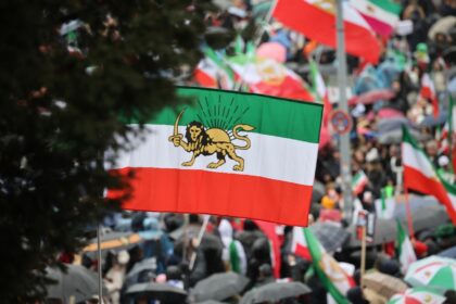 Thousands called for the return of the exiled son of the last shah