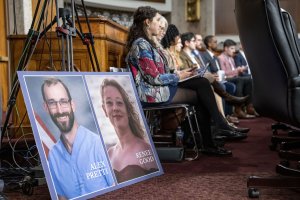 FBI refusing to share evidence in Alex Pretti killing with Minnesota