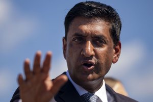 Ghislaine Maxwell to plead the Fifth Amendment in House deposition