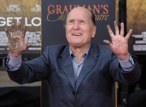Hollywood mourns the death of Oscar winner Robert Duvall