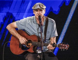 James Taylor names his 5 favorite James Taylor songs