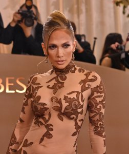 Jennifer Lopez celebrates twins Emme, Max at 18