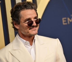 Pedro Pascal's face seen in new 'Mandalorian and Grogu' trailer