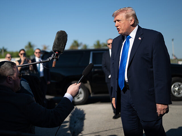 Flickr President Donald J. Trump boards Air Force One at Palm Beach International Airport in West