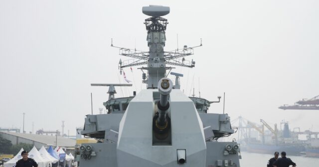 In Safe Hands? British Defence Secretary Stumbles on Basic Military Questions