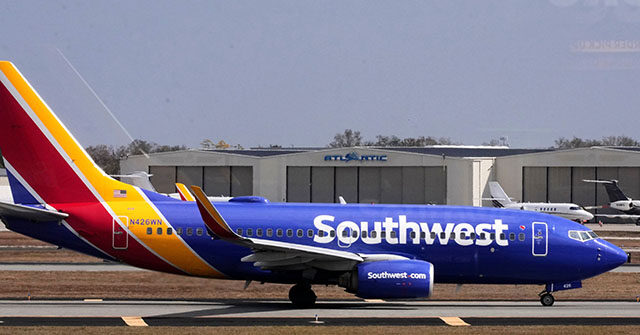 WATCH: Southwest Flight Diverted Due to Passenger Scare Involving Phone Alert Marking Ramadan Prayer Time