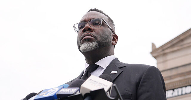 Democrat-Run Chicago: At Least 14 Shot During Weekend