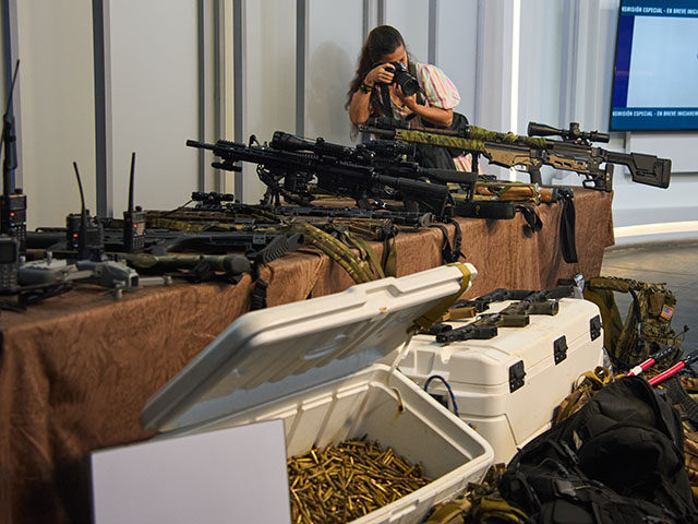 Title: Cuba Boat Shooting Image ID: 26059102955578 Article: Weapons that Cuban authorities