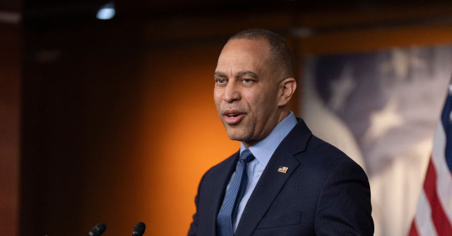Report: Democrat Candidates Refusing to Support Hakeem Jeffries' 'Failing' House Leadership
