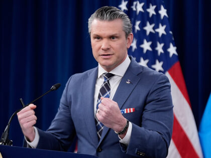 Title: Pentagon US Iran Image ID: 26078454829296 Article: Defense Secretary Pete Hegseth s