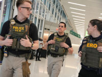 Trump Asks ICE Agents for ‘NO MASKS’ at Airports