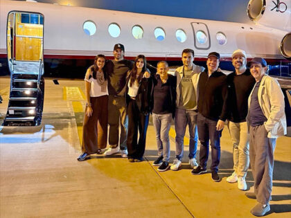 Alex Bruesewitz successfully helped evacuate seven American citizens out of the Gulf Natio