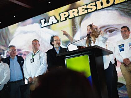 Election night with Senator Paloma Valencia during the results of the right-wing primaries