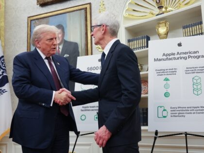 Trump Effect: Apple Expands American Manufacturing Program with 4 Partners