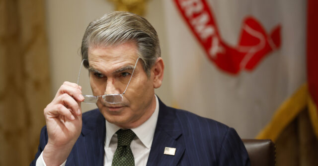 Bessent Blasts Financial Times Over 'Fabricated' Story on Federal Reserve Oversight