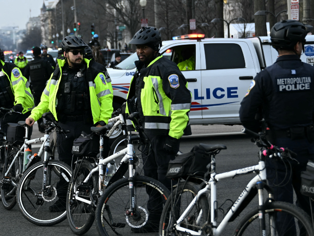 DC Assistant Police Chief Named in Probe of Faked Crime Stats Placed On Leave for ‘Inappropri