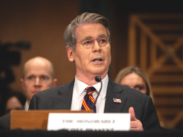 Scott Bessent Says U.S. Navy Will ‘Soon’ Escort Tankers Through Strait of Hormuz