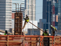 Private Payrolls Jump By 63,000 in February, Much More Than Expected